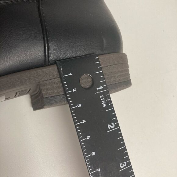 JG Women’s Riding Boots, Black,Sz 7.5, fur on inside, Inside zipper,buckle - Picture 7 of 13